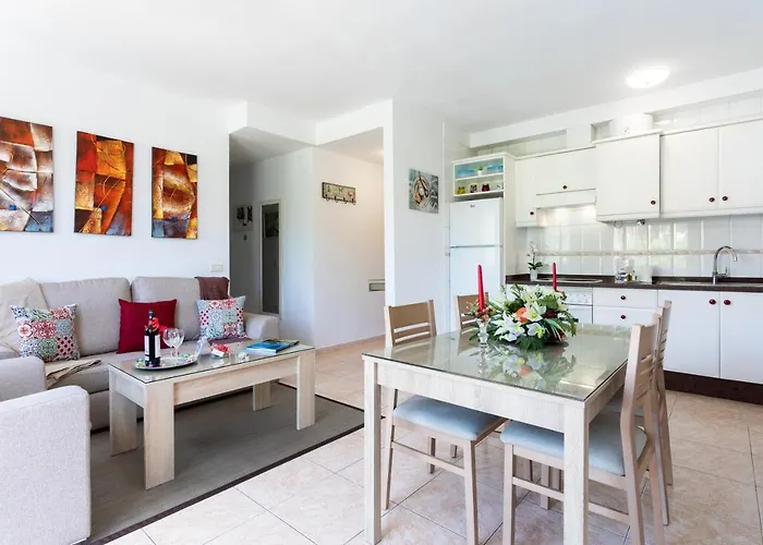 Deluxe 2 * La Laguna (Tenerife)