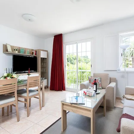 Deluxe 2 * La Laguna (Tenerife)