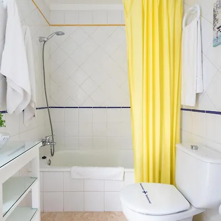 Deluxe 2 * La Laguna (Tenerife)